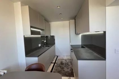 Karnedžijeva bb | 4zida.rs