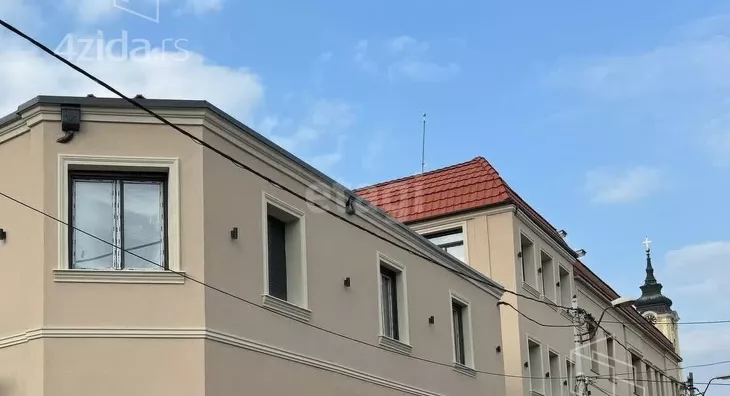 Lokal | 4zida