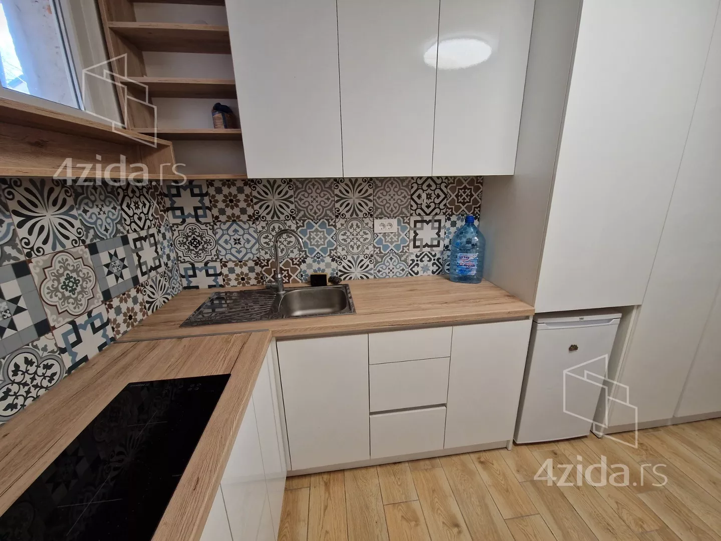 Garsonjera | 4zida