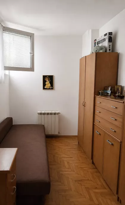 Učiteljsko Naselje | 4zida.rs