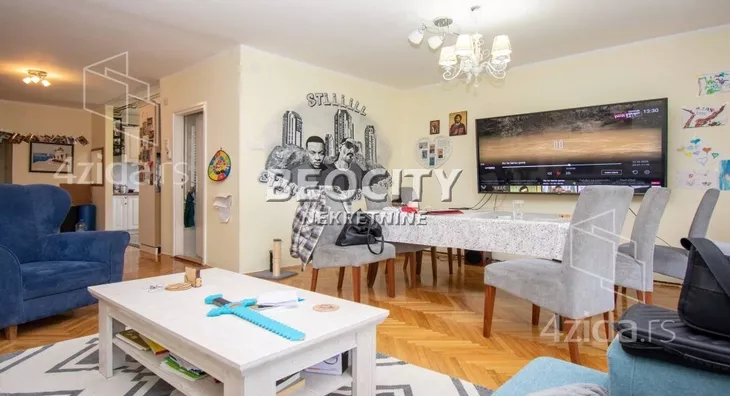 Petosoban stan | 4zida