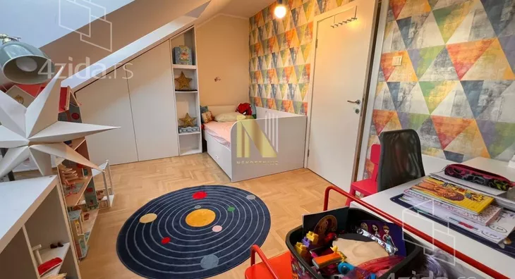 Petosoban stan | 4zida