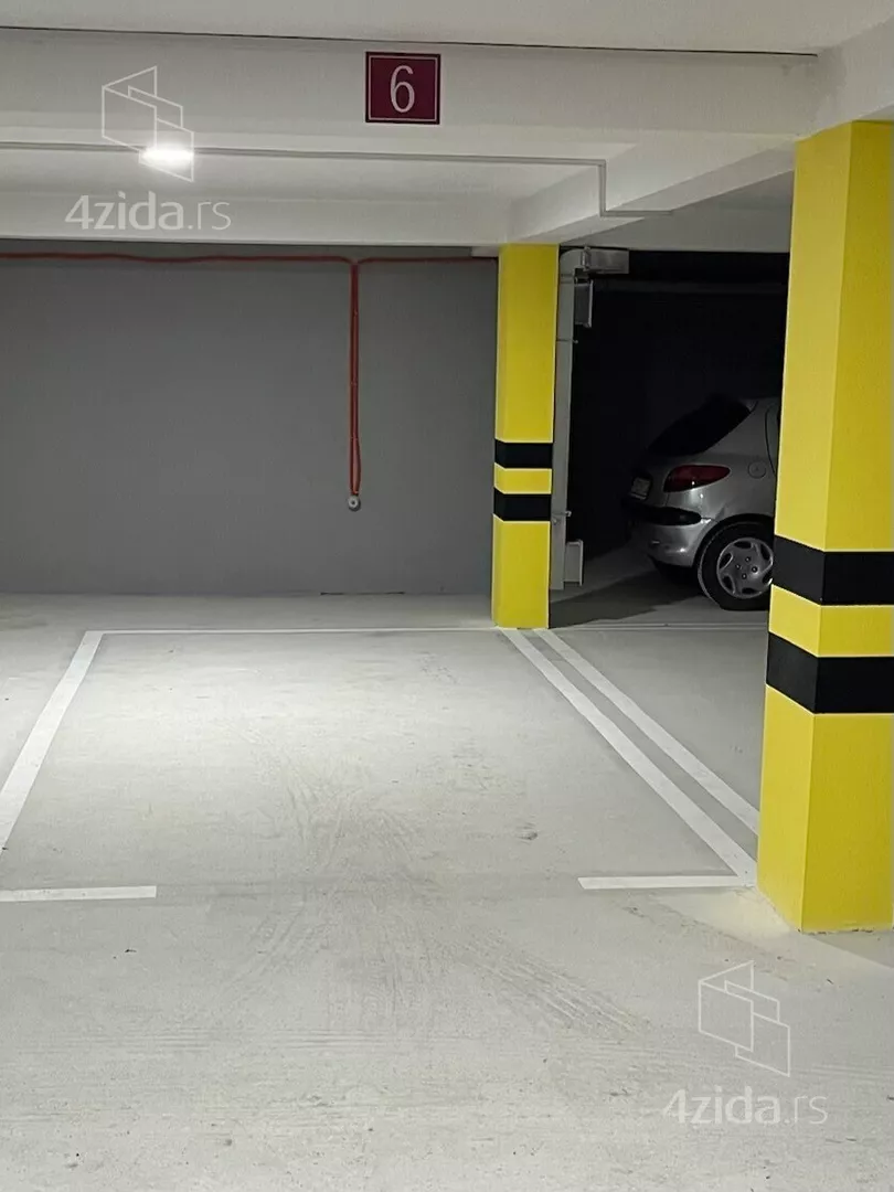 Parking | 4zida