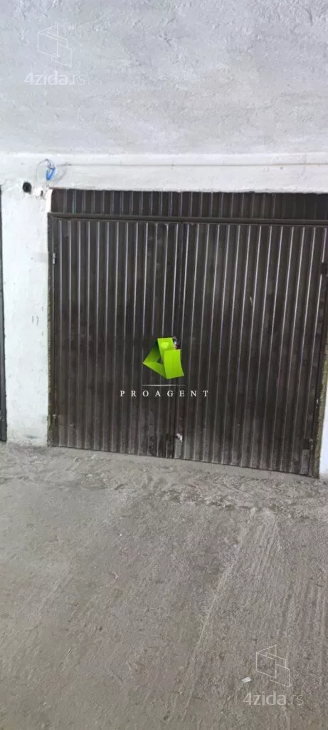 Garaža | 4zida
