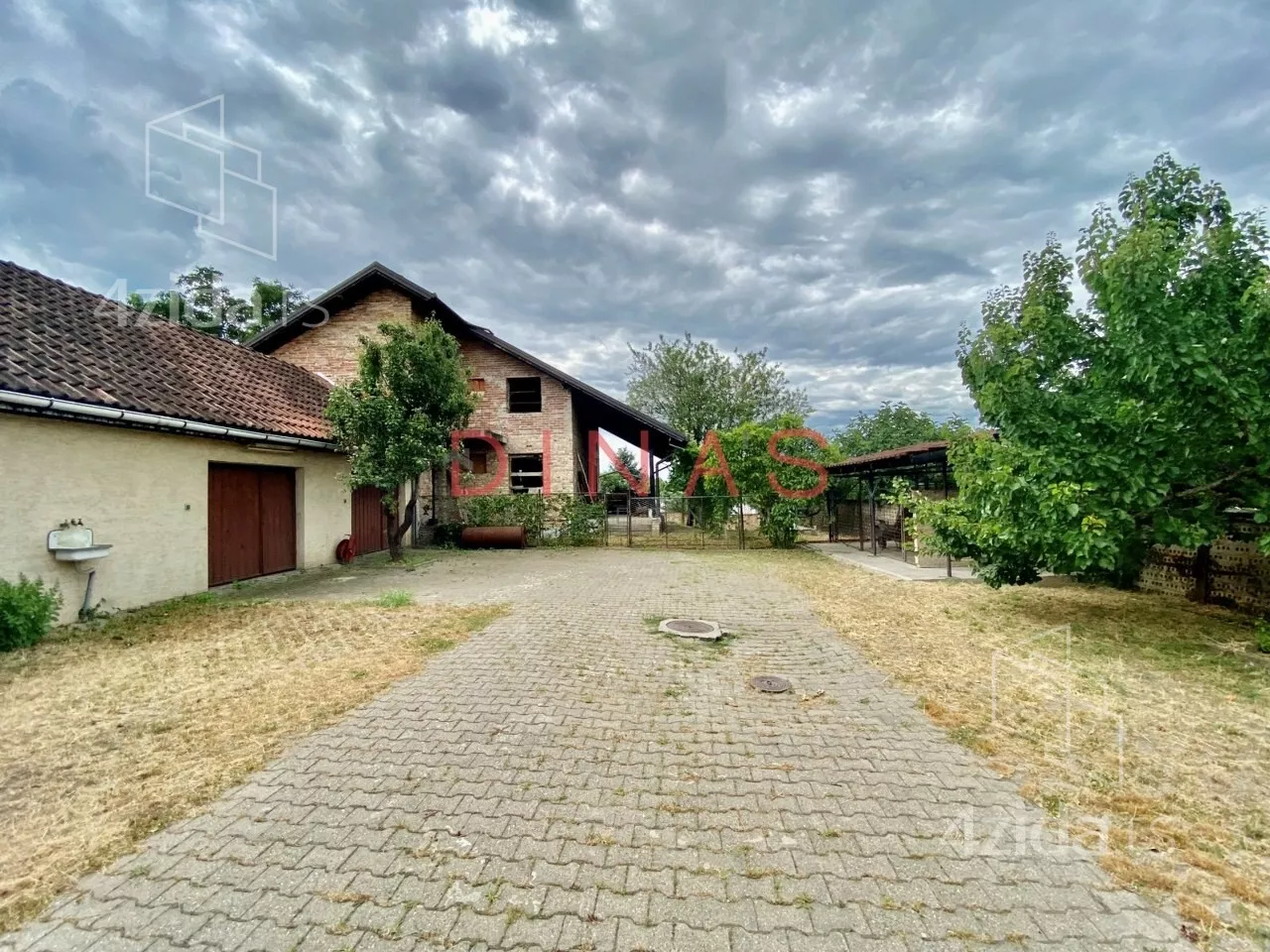 Kuća | 4zida