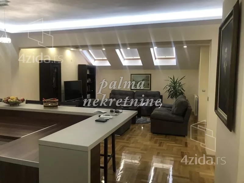 Petosoban stan | 4zida