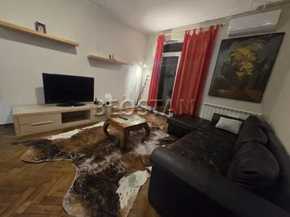 Knicaninova | 4zida.rs