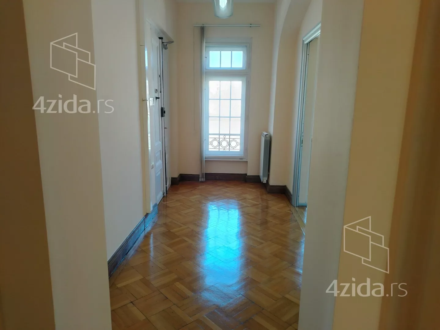 Kancelarija | 4zida