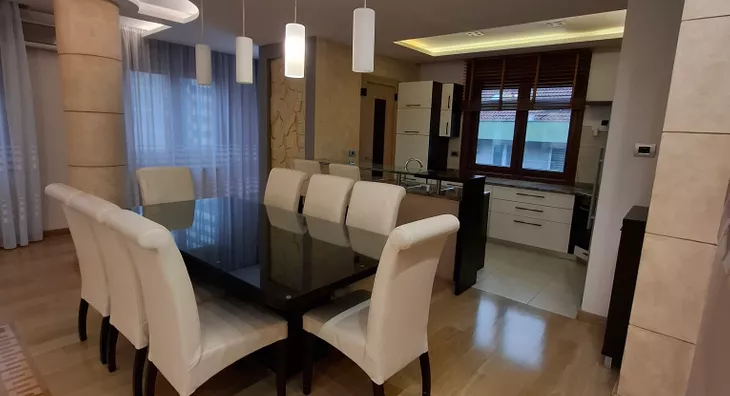 Šestosoban stan | 4zida