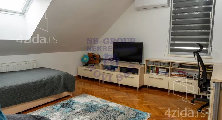 Petosoban stan | 4zida