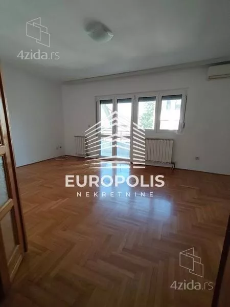 Kancelarija | 4zida