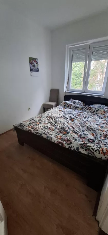 Strahinjića Bana | 4zida.rs
