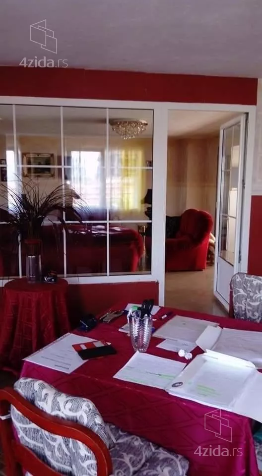 3-etažna kuća | 4zida