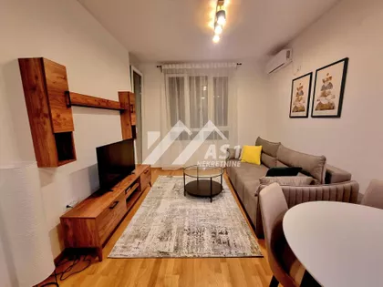 Petefi Šandora | 4zida.rs