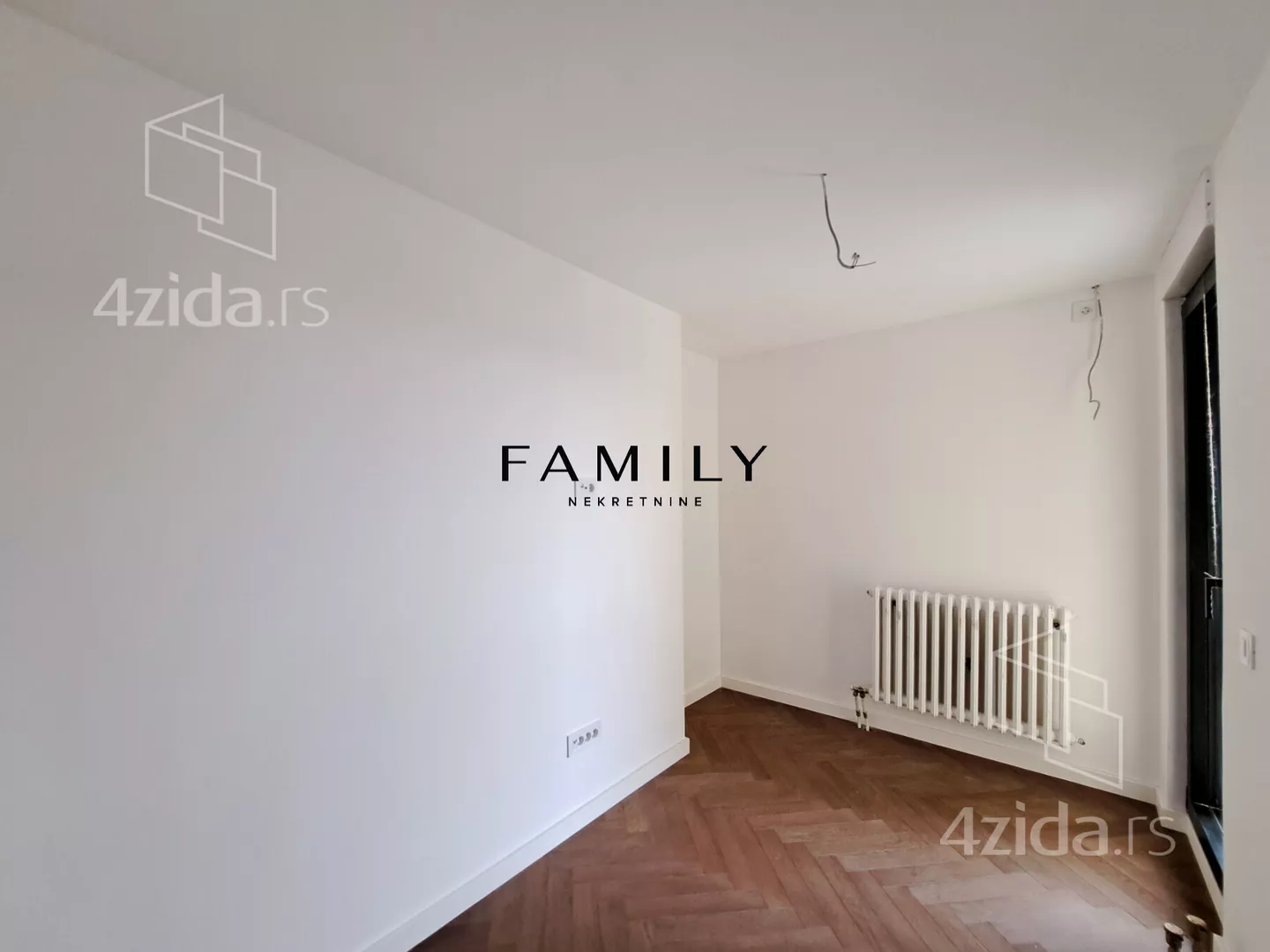 Četvoroiposoban stan | 4zida