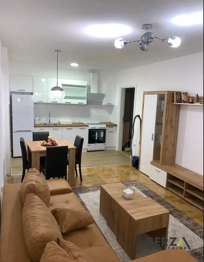 Bulevar Patrijarha Pavla (Somborski Bulevar) | 4zida.rs