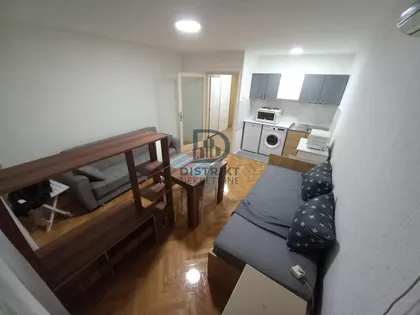 Dom Zdravlja | 4zida.rs