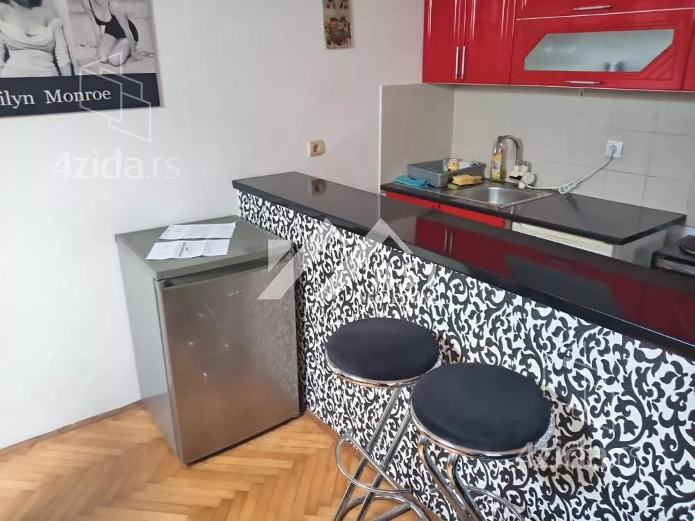 Garsonjera | 4zida