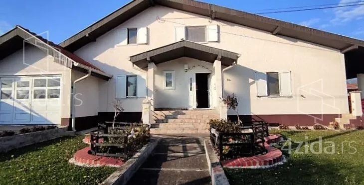 2-etažna kuća | 4zida