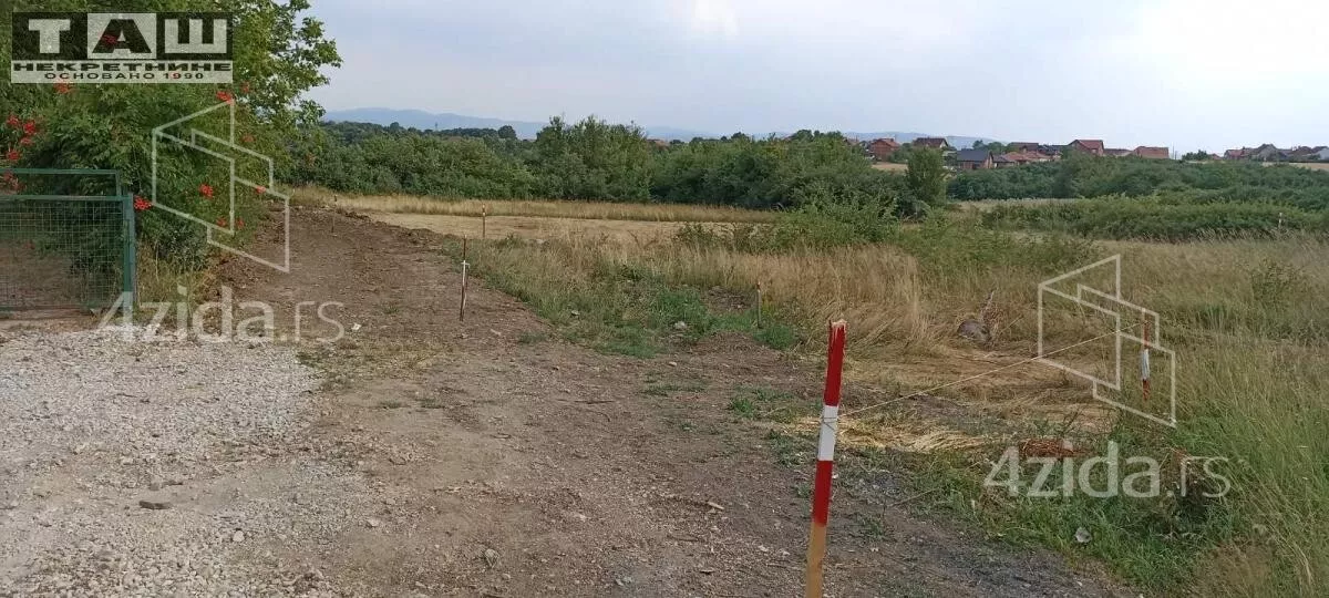 Plac | 4zida