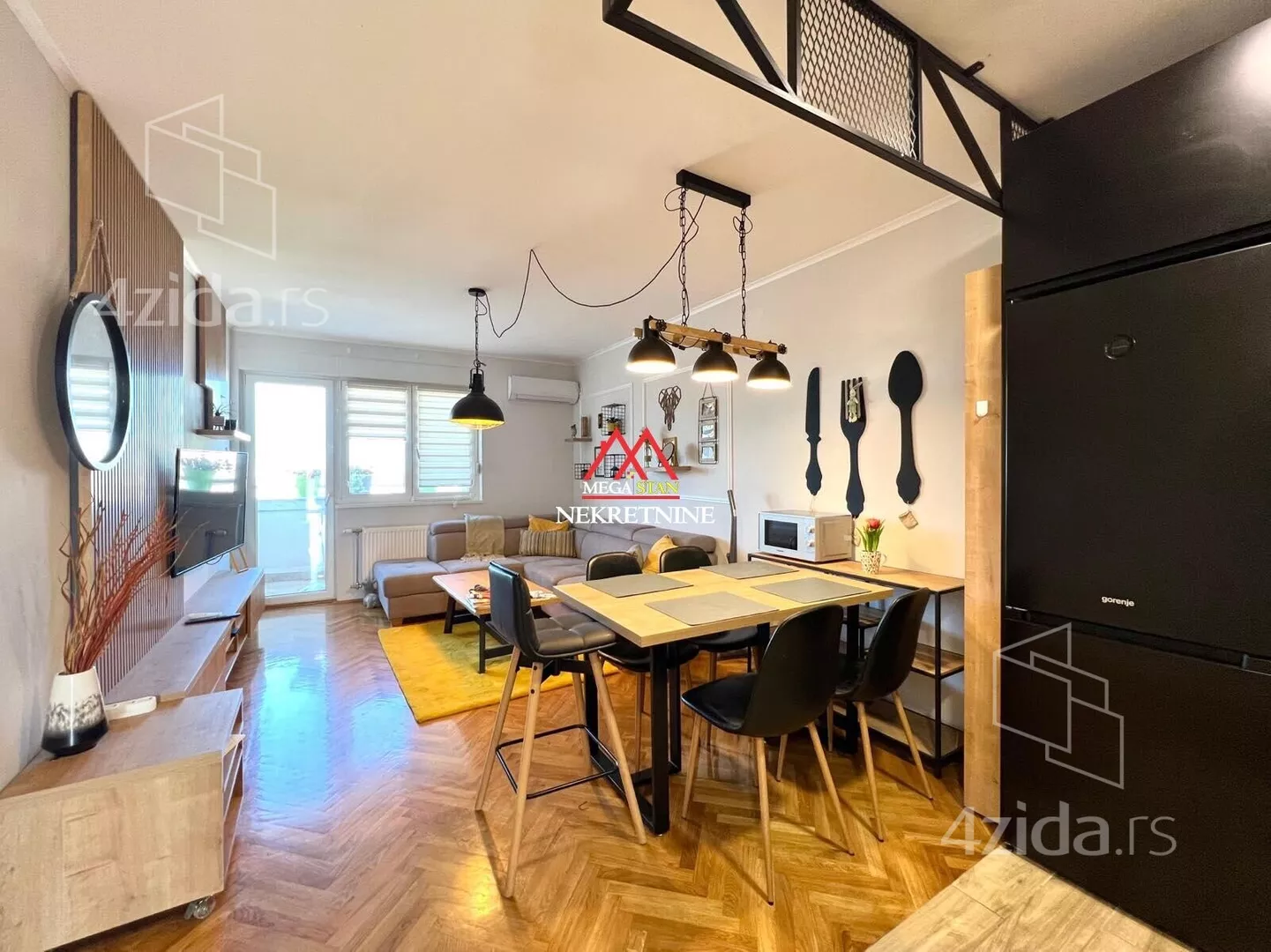 Troiposoban stan | 4zida