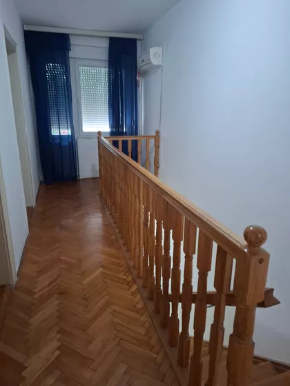 Kiš Ernea | 4zida.rs