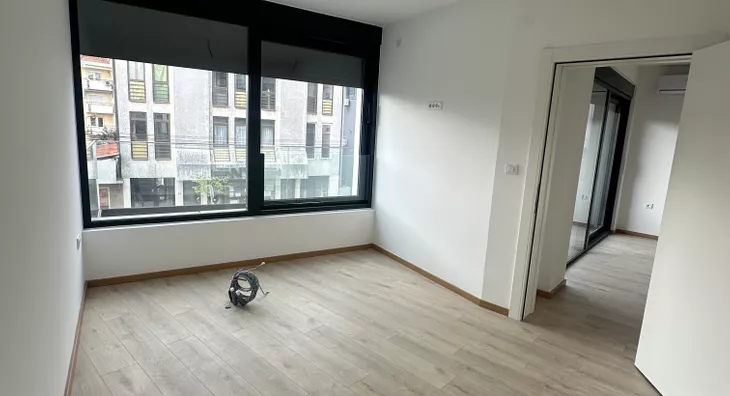 Četvoroiposoban stan | 4zida