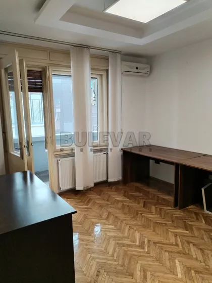 Obrenovićeva | 4zida.rs