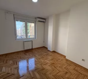 Centar, Zvezdara opština, Beograd, 3.0 stan | 4zida.rs