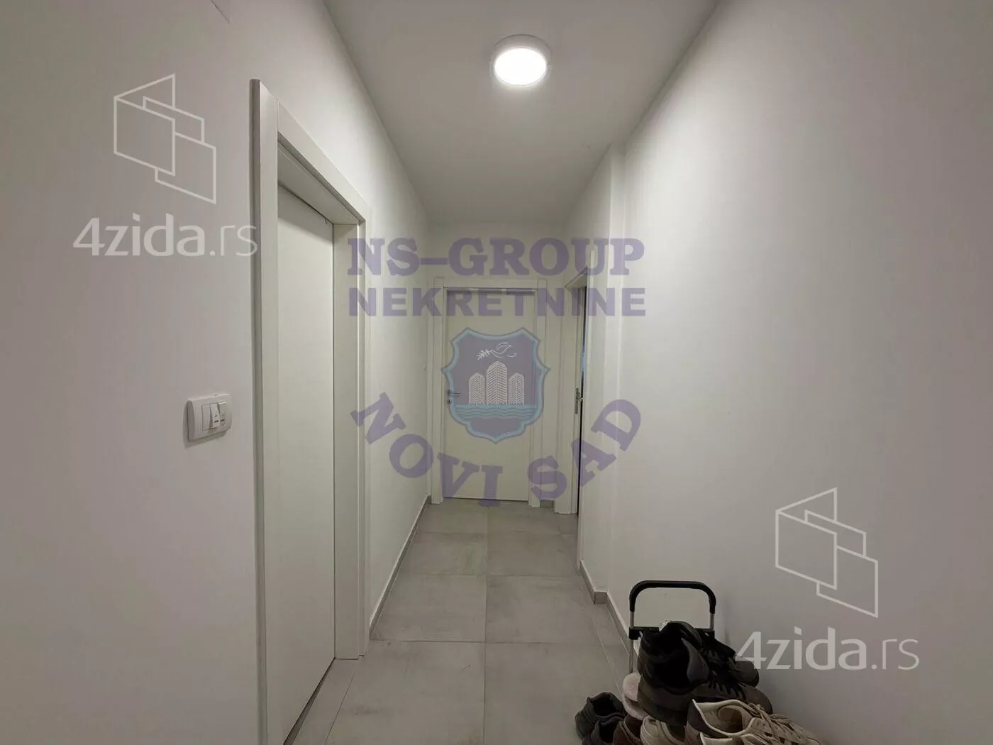 Troiposoban stan | 4zida