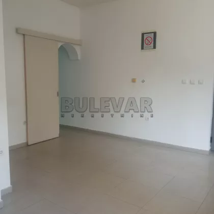 Karađorđeva | 4zida.rs