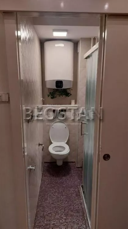 Vladimira Popovica | 4zida.rs