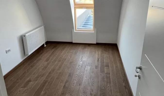 Šestosoban stan | 4zida