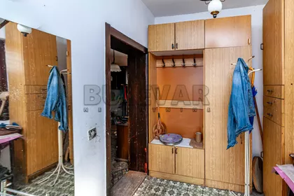 Ivana Milutinovića | 4zida.rs