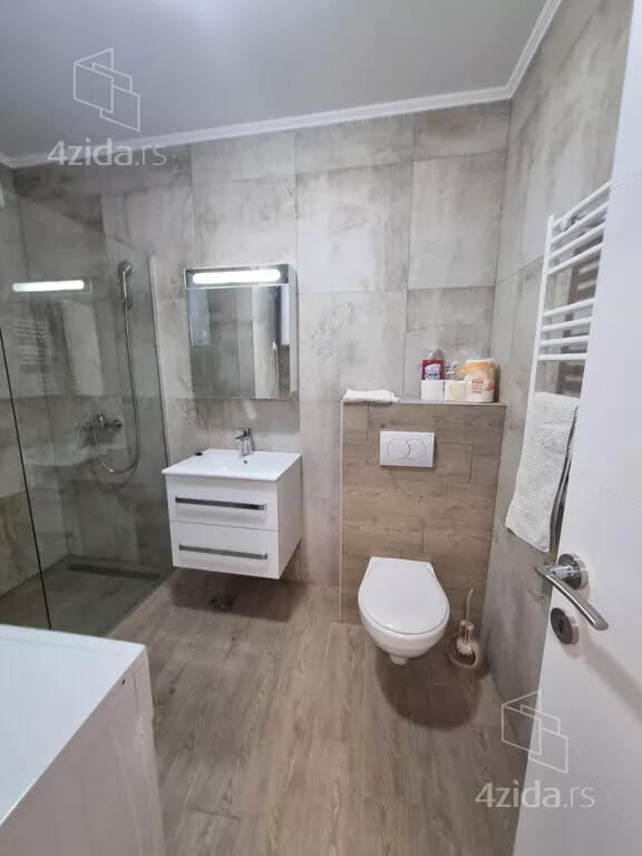 Two-room apartment for rent, Arsenija Čarnojevića, 250€, 48m² — photo