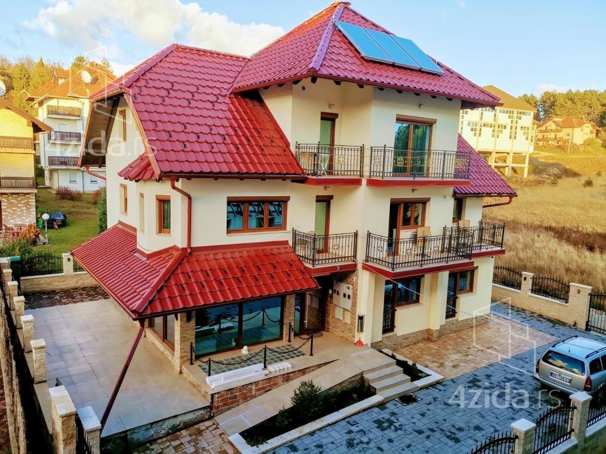 Коммерческое помещение · 358 m² · Zlatibor