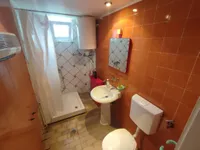 Poslovna zgrada | 4zida
