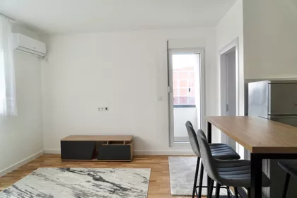 Kapetana Miloša Žunjića 43 | 4zida.rs