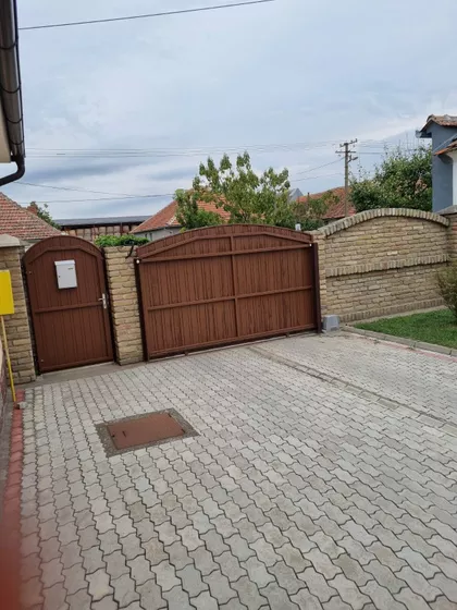 3. Oktobar | 4zida.rs