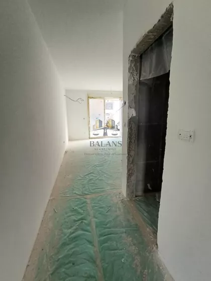 Stari Banovci | 4zida.rs