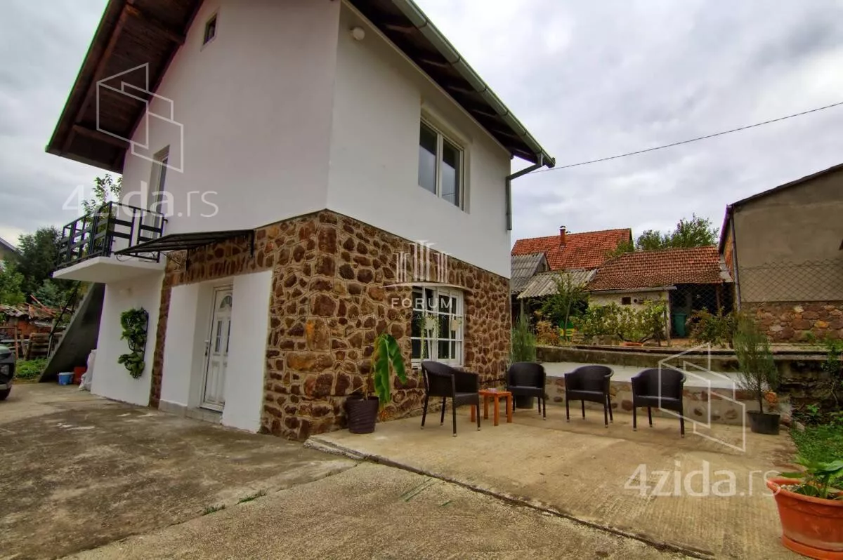 Kuća | 4zida