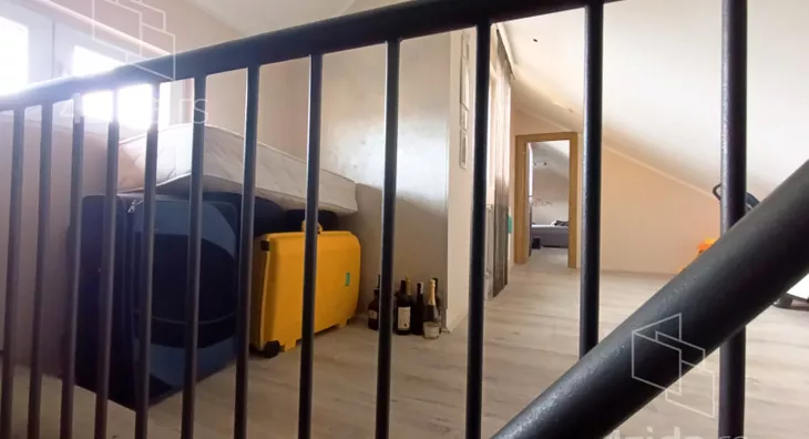 Četvoroiposoban stan | 4zida