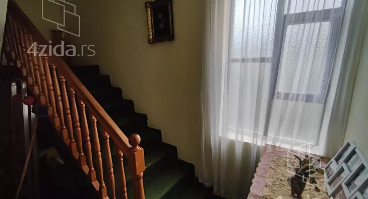 3-etažna kuća | 4zida