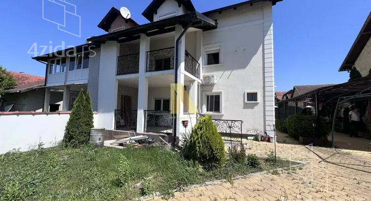 Kuća | 4zida