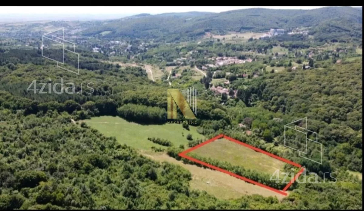 Plac | 4zida