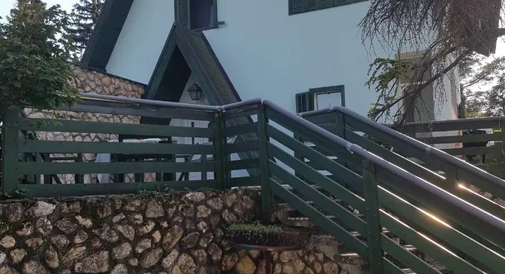 Kuća | 4zida