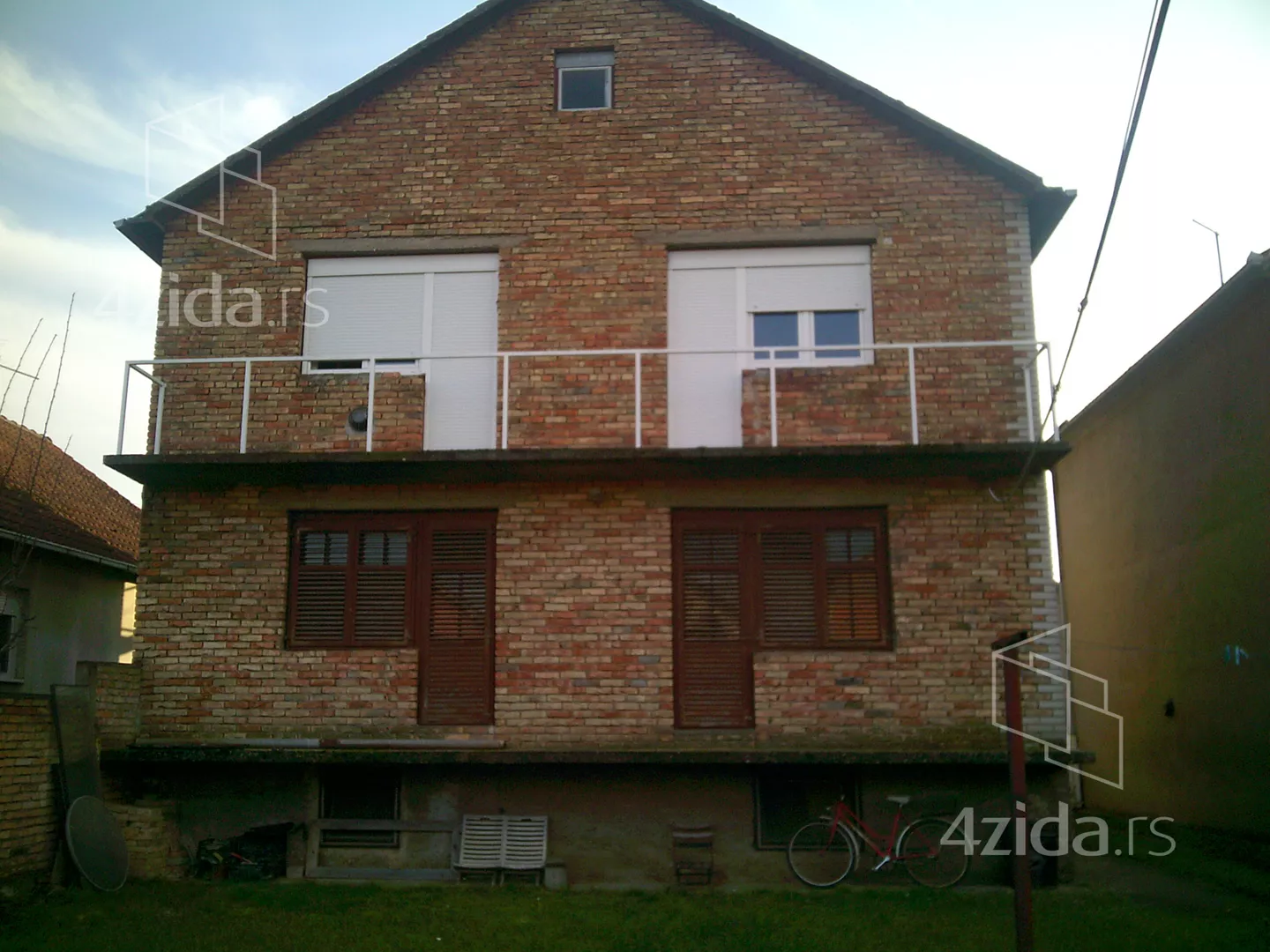 3-etažna kuća | 4zida