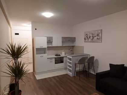 Obrenovićeva 10 | 4zida.rs