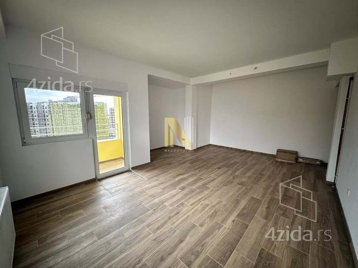 Četvoroiposoban stan | 4zida