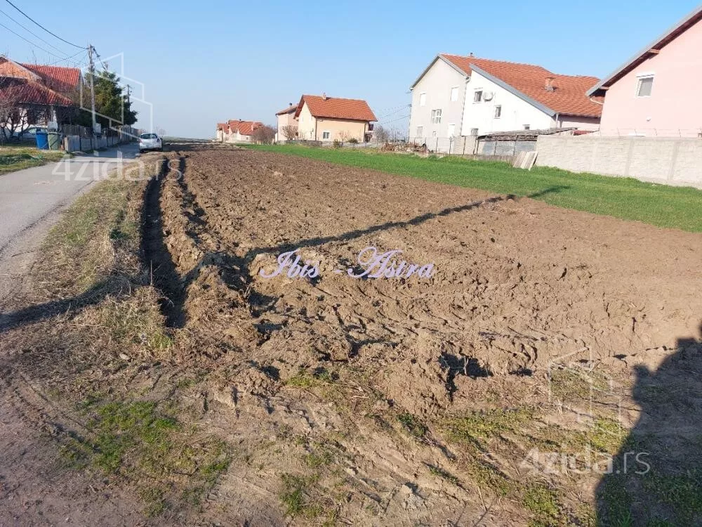 Građevinsko zemljište | 4zida